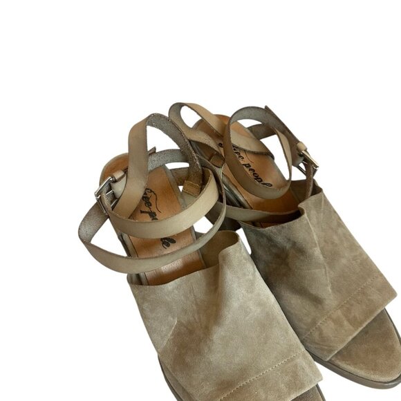 Free People See Ya There Suede Sandals Ankle Buckle Chunky Heels Size 41 10 US - Picture 6 of 13
